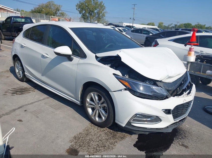 2017 CHEVROLET CRUZE auction photo 1