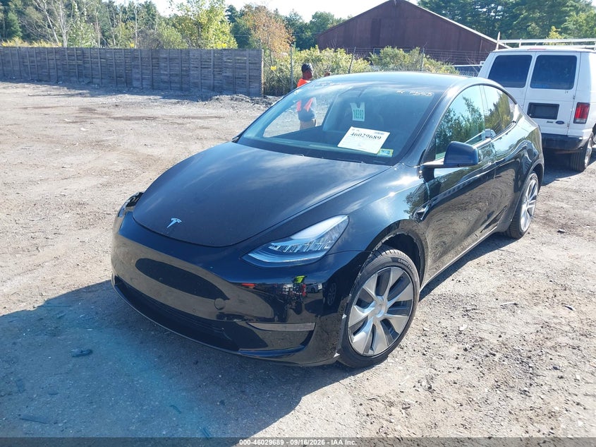 Vin: 5yjygdee7mf067261, lot: 46529109, tesla model y long range dual motor all-wheel drive 20212