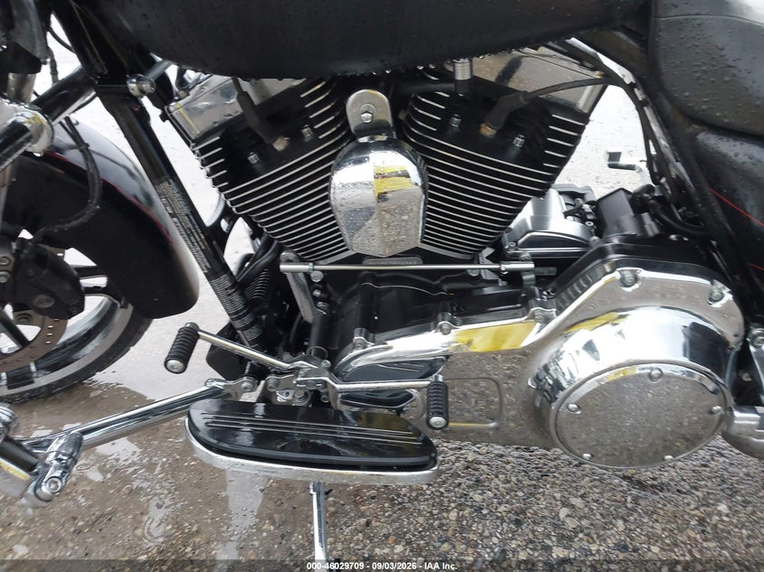 HARLEY-DAVIDSON FLTRXS 2015