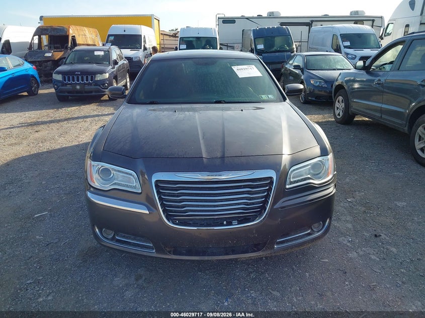2014 CHRYSLER 300 auction photo 6