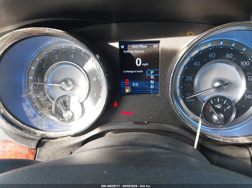 2014 CHRYSLER 300 auction photo 7