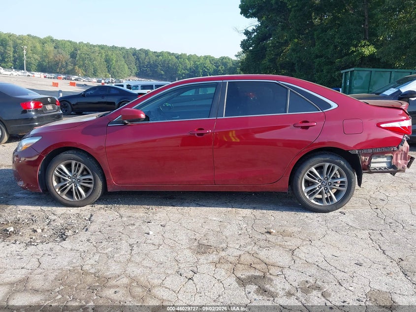 TOYOTA CAMRY - zdjęcie 14