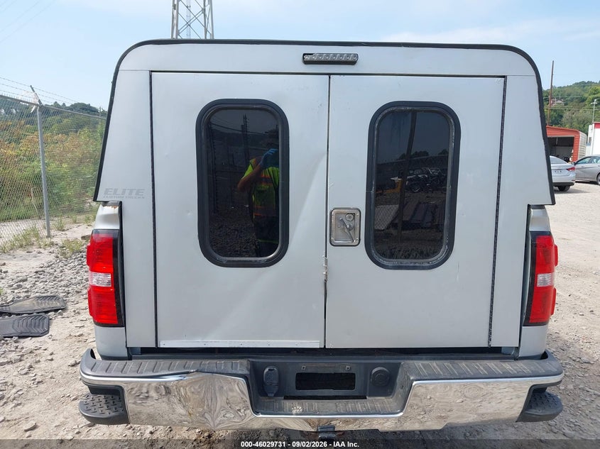 GMC SIERRA 1500 - zdjęcie 16