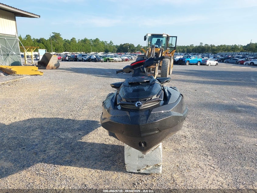 2023 SEADOO RXT auction photo 6