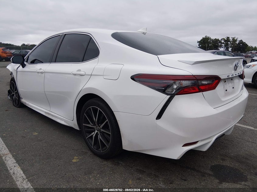 TOYOTA CAMRY - zdjęcie 3