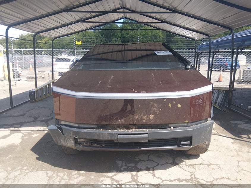 TESLA CYBERTRUCK - zdjęcie 11
