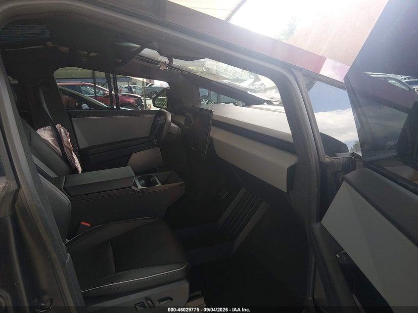 TESLA CYBERTRUCK - zdjęcie 5