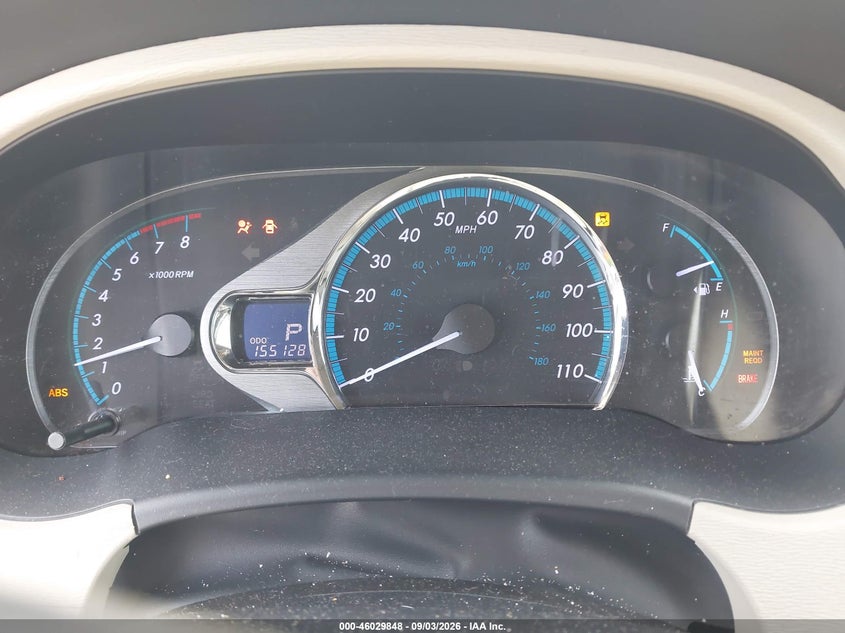 2011 TOYOTA SIENNA auction photo 7