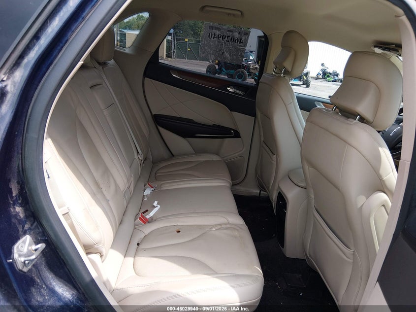LINCOLN MKC 2017 VIN 5LMCJ2D99HUL23913
