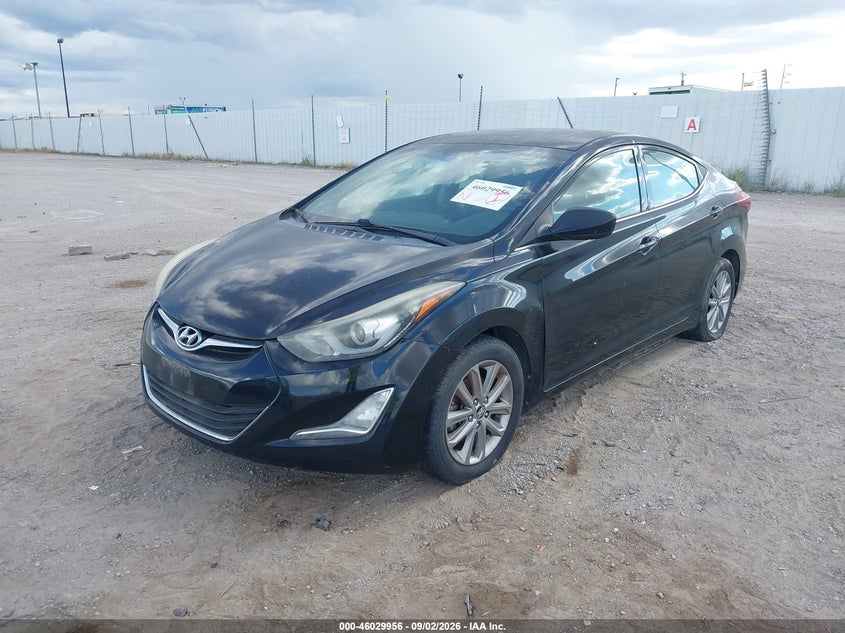 2015 HYUNDAI ELANTRA auction photo 2