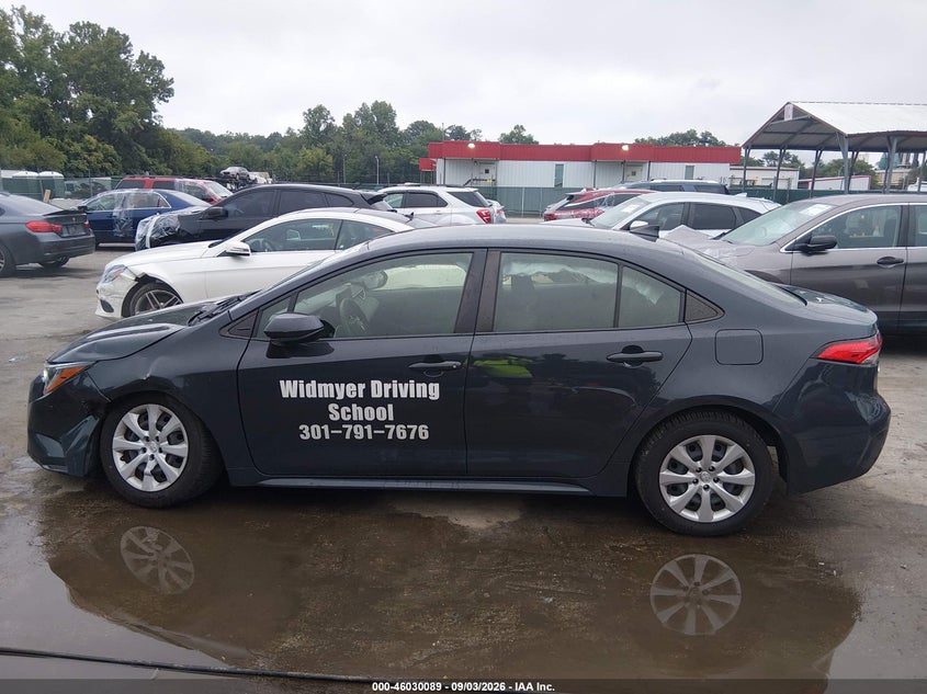 TOYOTA COROLLA - zdjęcie 14