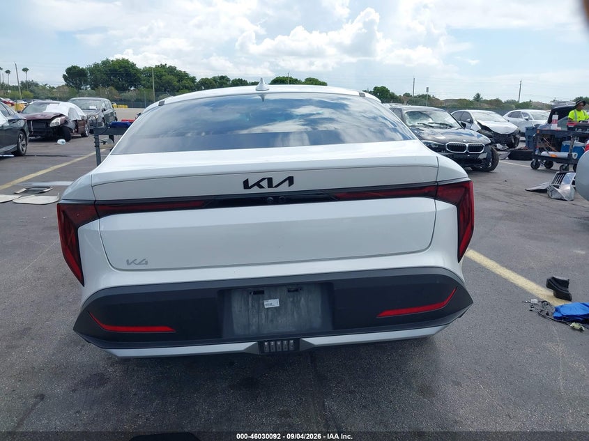 2025 KIA K4 EX · Фото 17