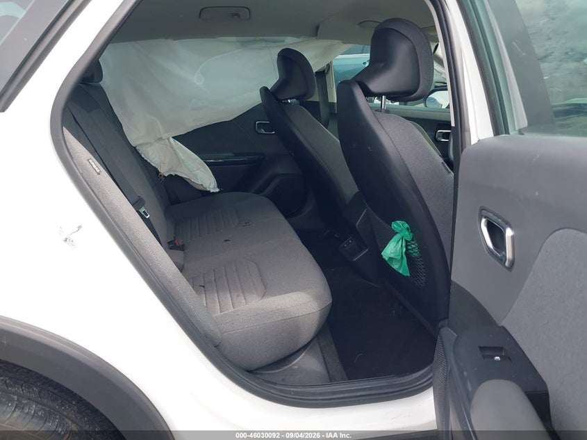 2025 KIA K4 EX · Фото 8