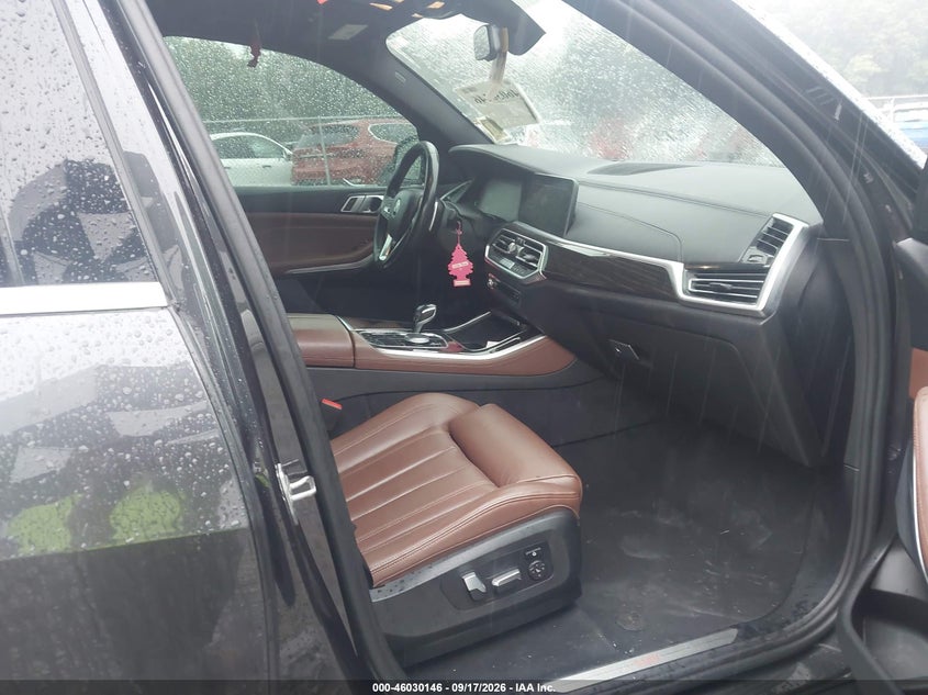 BMW X5 - zdjęcie 5