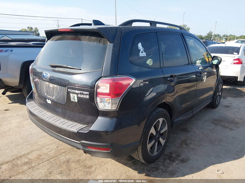Vin: jf2sjaec5hh423265, lot: 46529586, subaru forester 2.5i premium 20174