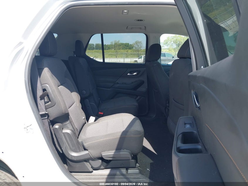 CHEVROLET TRAVERSE 2018 VIN 1GNEVGKW9JJ188053