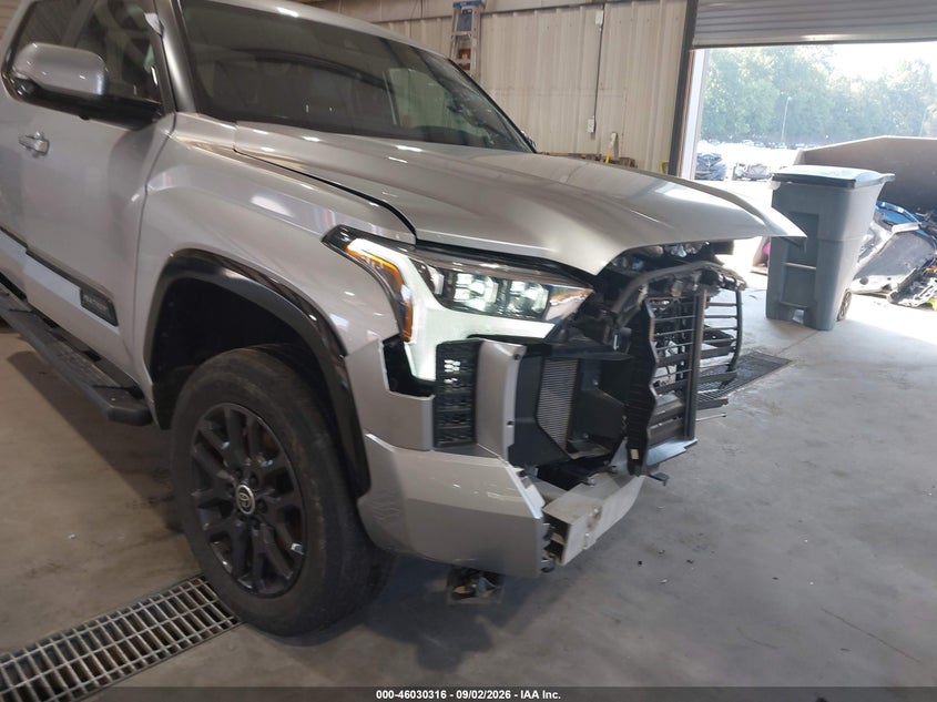 TOYOTA TUNDRA - zdjęcie 6