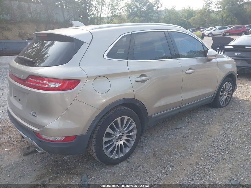 2015 LINCOLN MKC · Photo 4