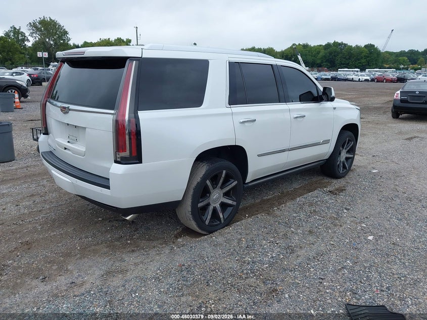 CADILLAC ESCALADE - zdjęcie 4