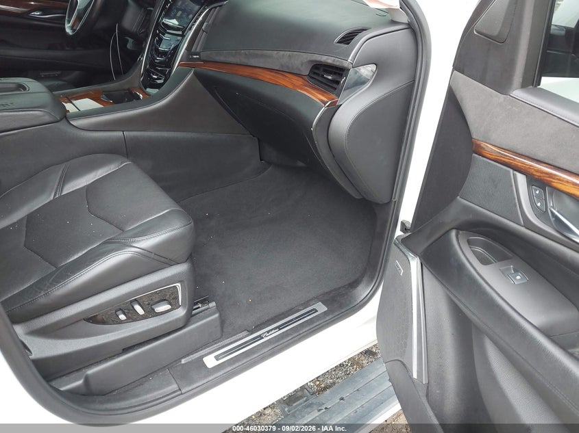 CADILLAC ESCALADE - zdjęcie 5