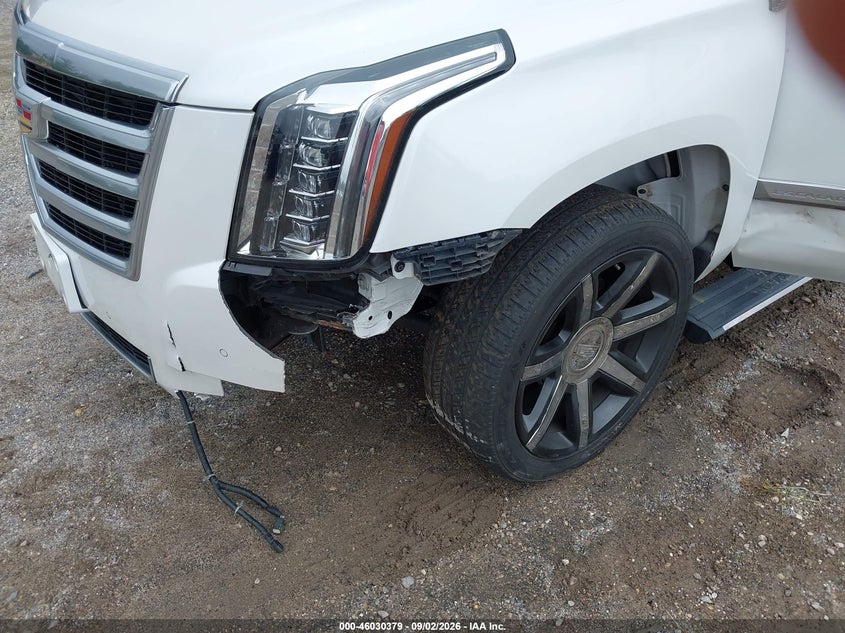 CADILLAC ESCALADE - zdjęcie 6