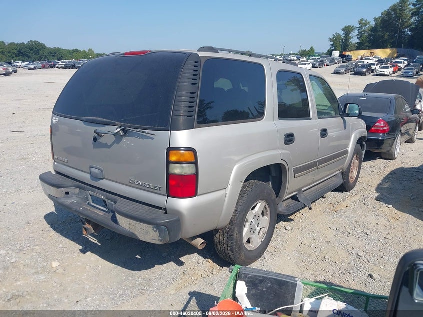 2004 CHEVROLET TAHOE auction photo 4