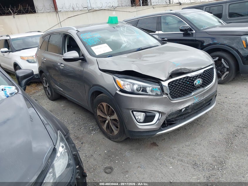 2016 KIA SORENTO auction photo 1