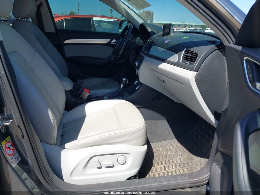 2015 AUDI Q3 auction photo 5