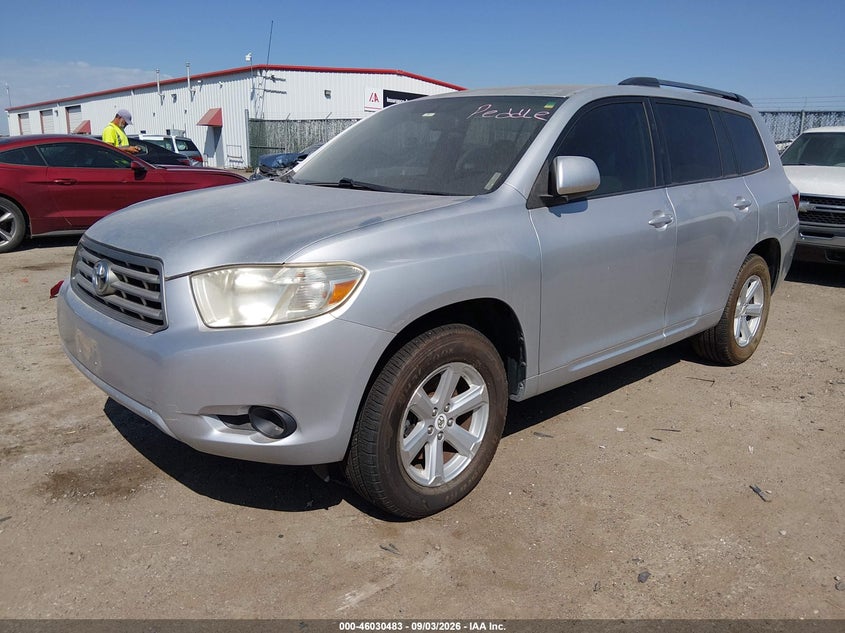 2010 TOYOTA HIGHLANDER auction photo 2