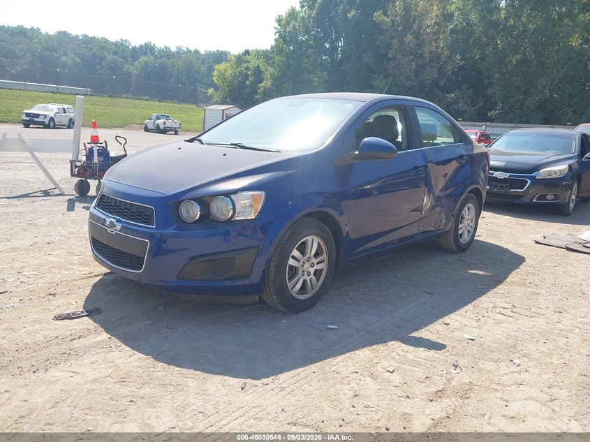 2013 CHEVROLET SONIC auction photo 2