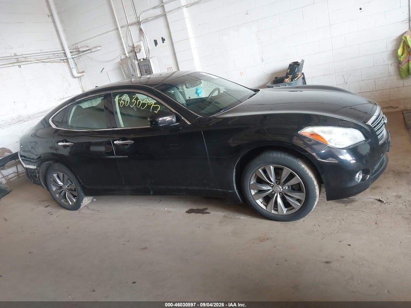 2012 INFINITI M37X · Фото 13