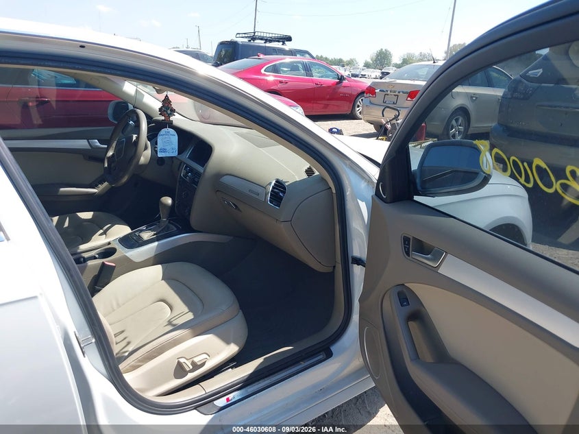 2012 AUDI A4 auction photo 5