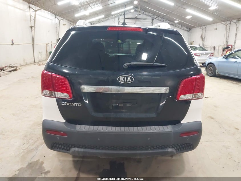 KIA SORENTO 2012 VIN 5XYKTDA68CG261823