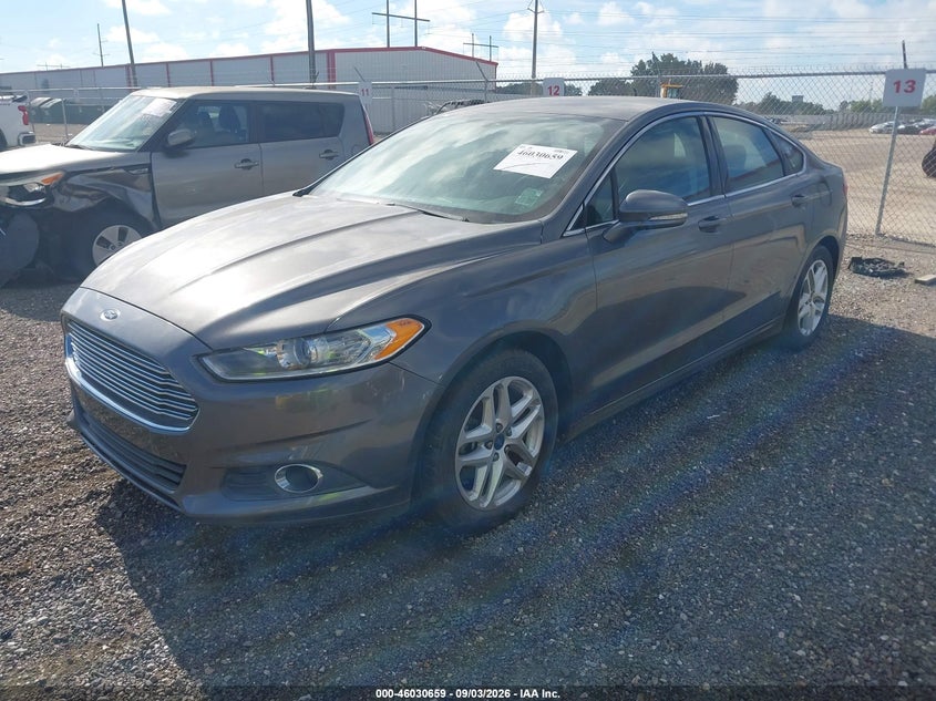 2014 FORD FUSION auction photo 2