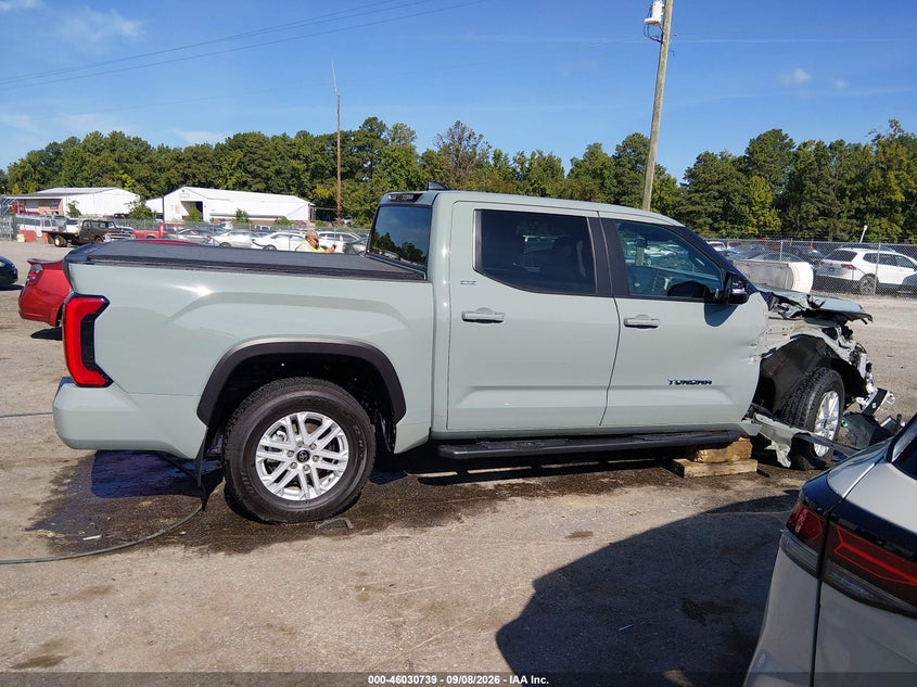 TOYOTA TUNDRA - zdjęcie 13