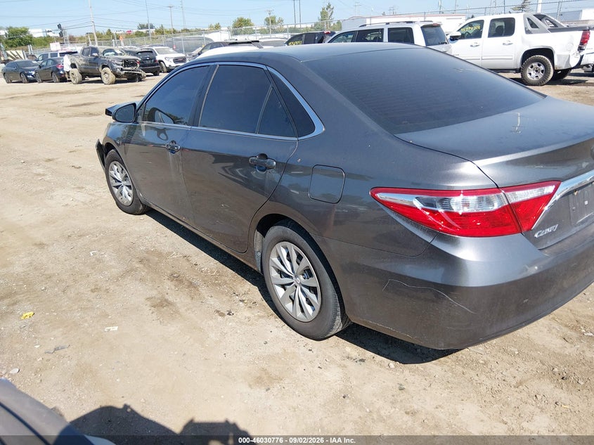 TOYOTA CAMRY - zdjęcie 3