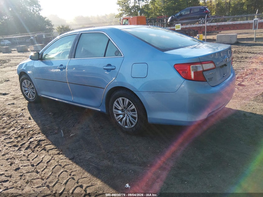 2012 TOYOTA CAMRY auction photo 3