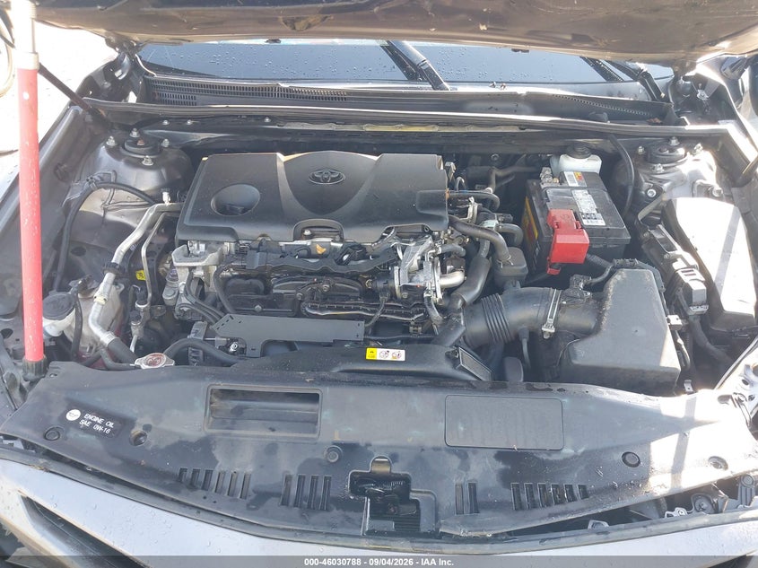 TOYOTA CAMRY - zdjęcie 10