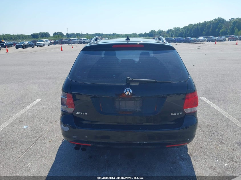 VOLKSWAGEN JETTA SPORTWAGEN 2011 VIN 3VWPX7AJ2BM615379