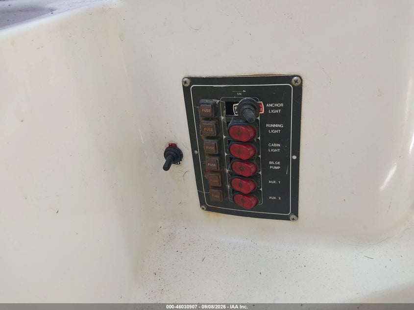 1972 CATALINA SAIL BOAT auction photo 7