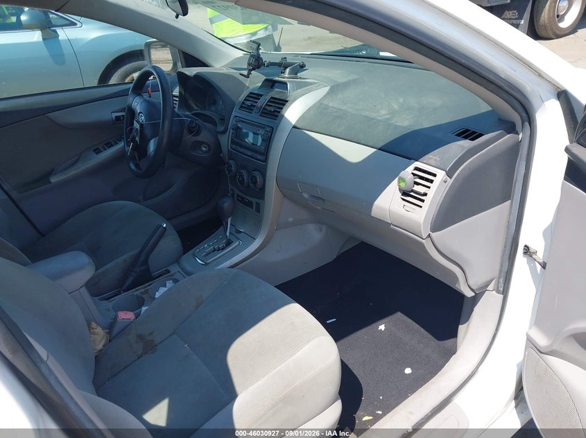 2012 TOYOTA COROLLA auction photo 5