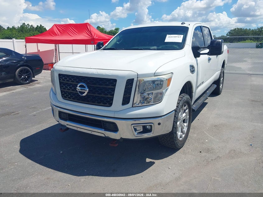 2019 NISSAN TITAN XD auction photo 2