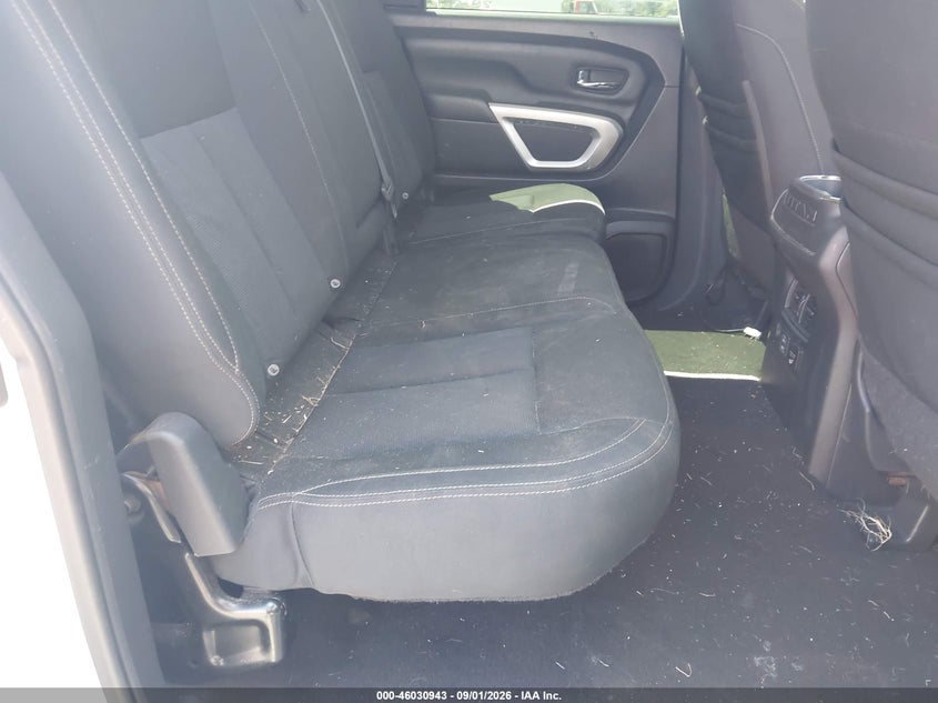 2019 NISSAN TITAN XD auction photo 8
