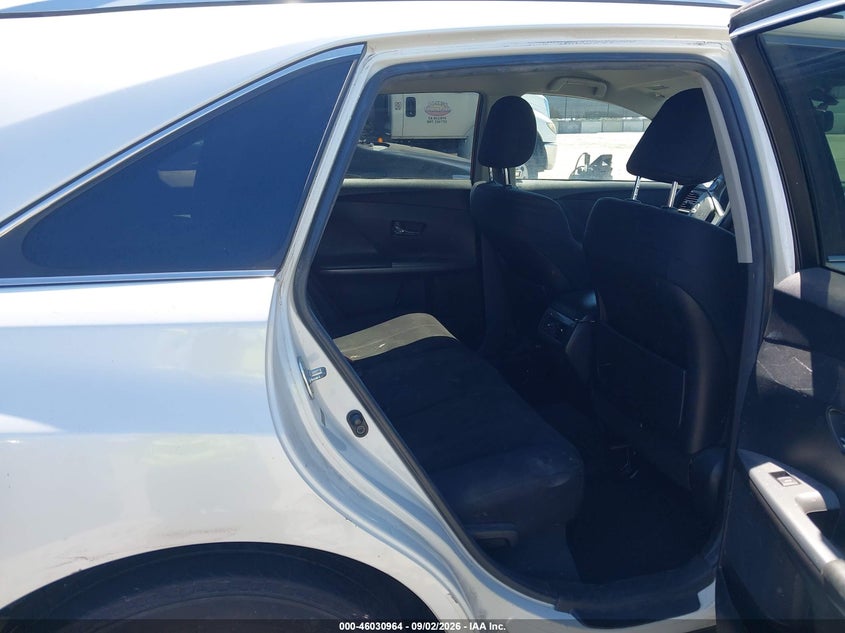 2013 TOYOTA VENZA auction photo 8