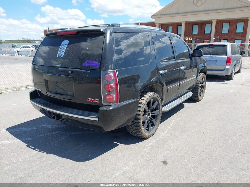 2011 GMC YUKON auction photo 4