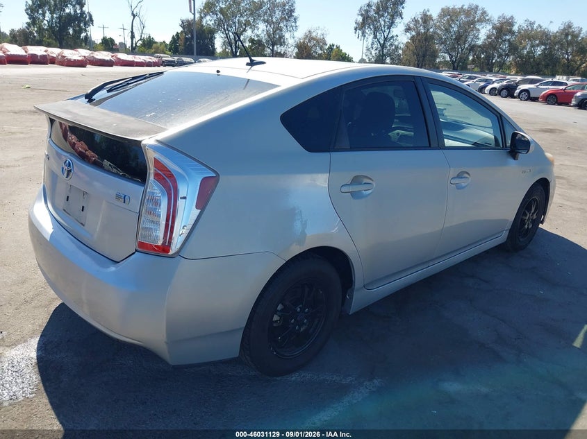 2014 TOYOTA PRIUS auction photo 4