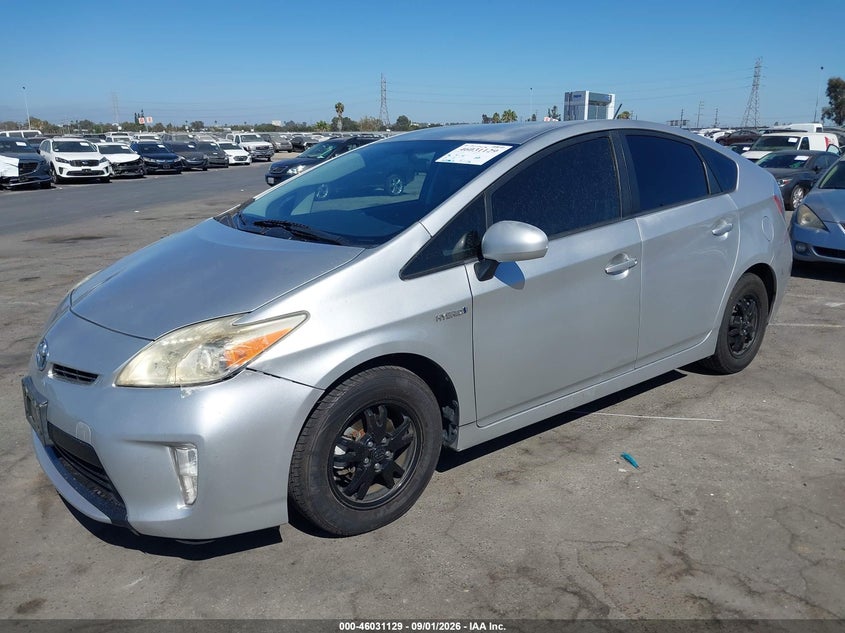 2014 TOYOTA PRIUS auction photo 6