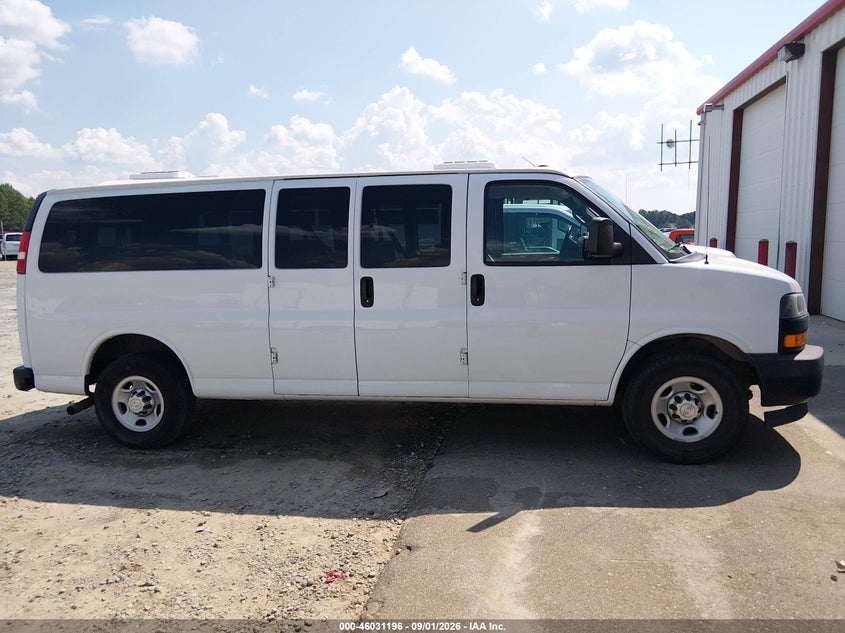 CHEVROLET EXPRESS 3500 2019 VIN 1GAZGNFG2K1355990