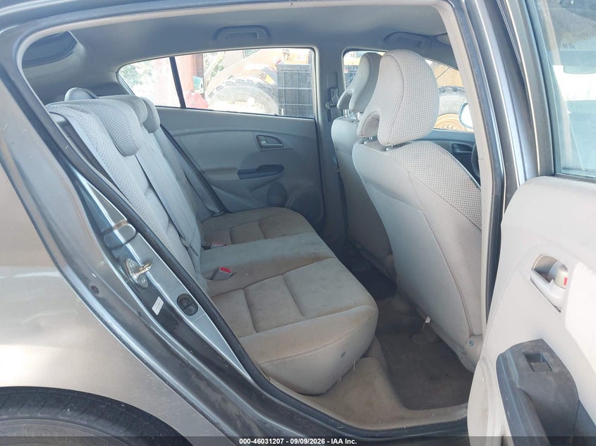 2010 HONDA INSIGHT auction photo 8