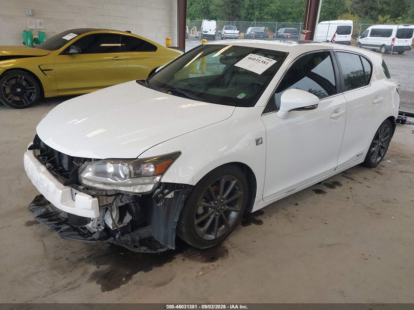 2013 LEXUS CT 200H auction photo 2